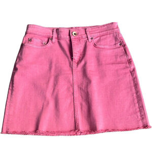 - Vineyard Vines Pink Denim Skirt Size 6